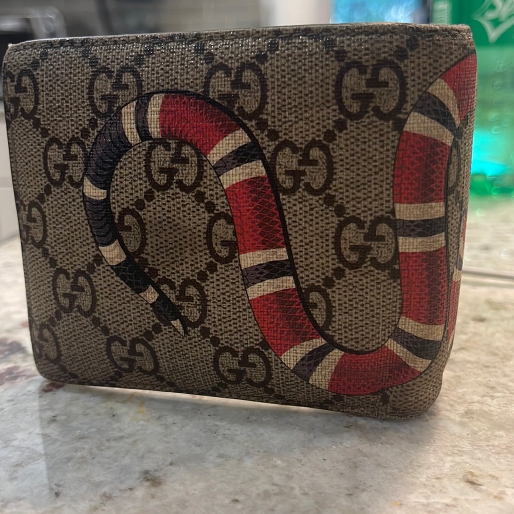 Gucci wallet that was a gift from previous relationship. No box